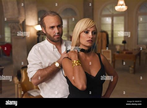 donatella the assassination of gianni versace|donatella versace ascent.